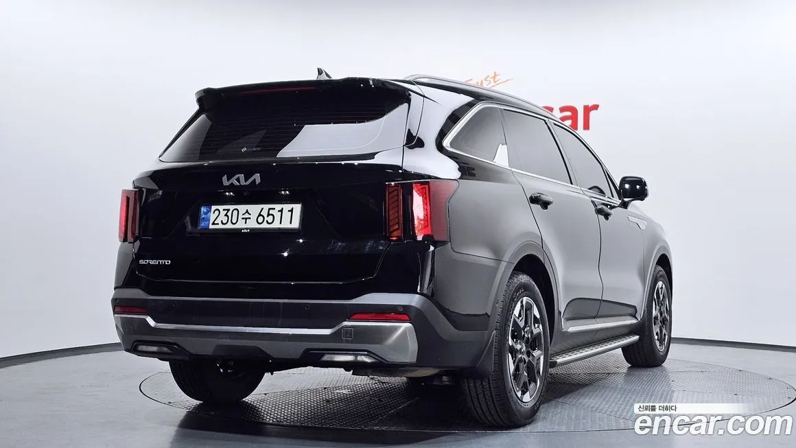 Kia Sorento — фото 4