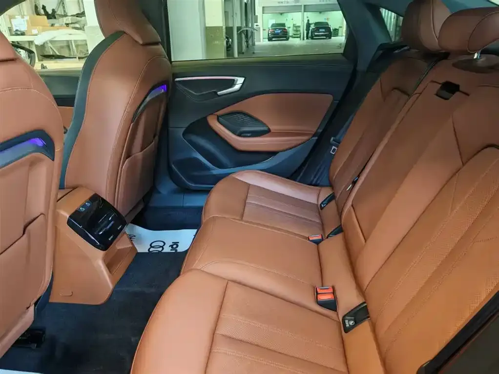 Audi A5L 2025 из CN, фото 4