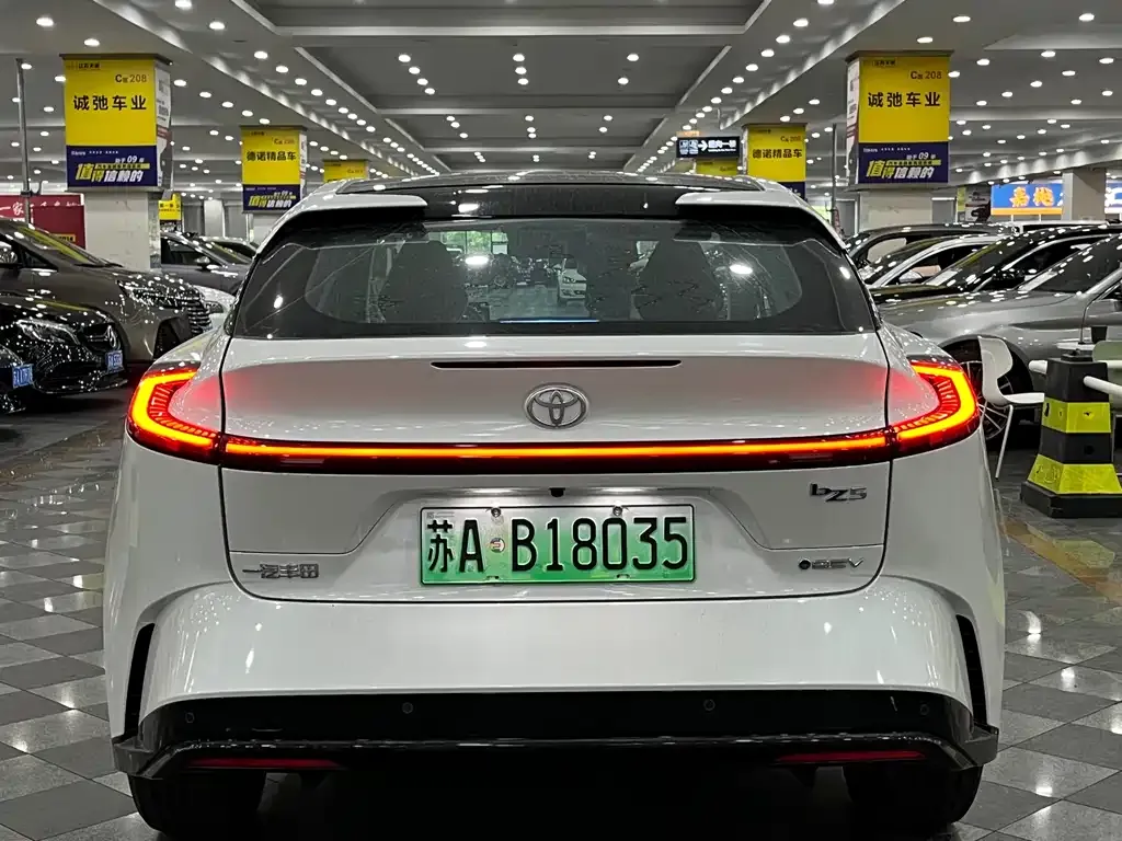 Toyota bZ5 2026 из CN, фото 10
