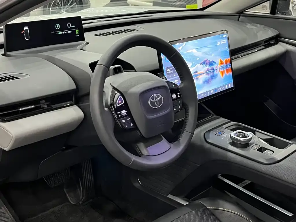 Toyota bZ5 2026 из CN, фото 2