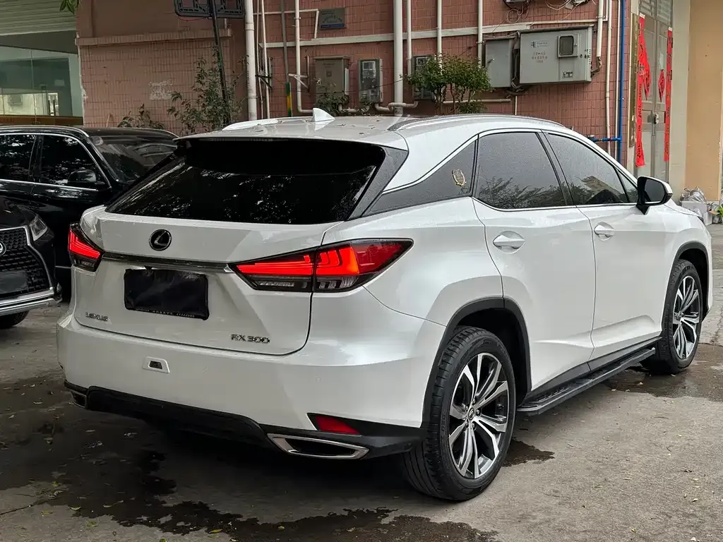 Lexus RX — фото 6