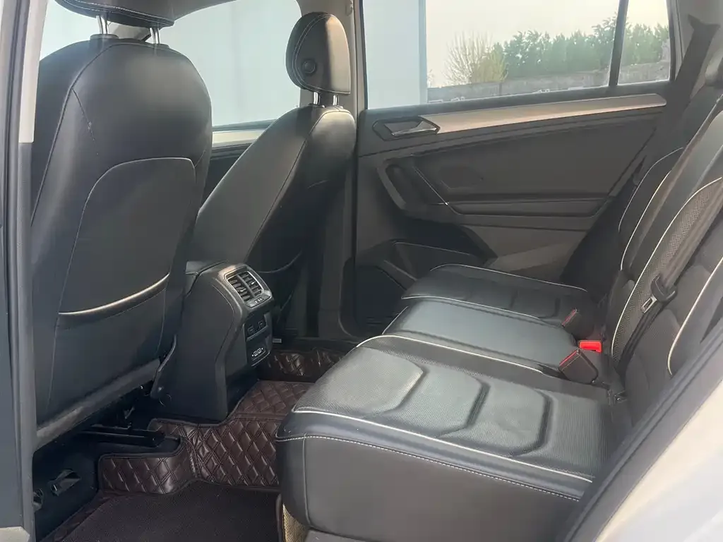 Volkswagen Tiguan L New Energy 2021 из CN, фото 6