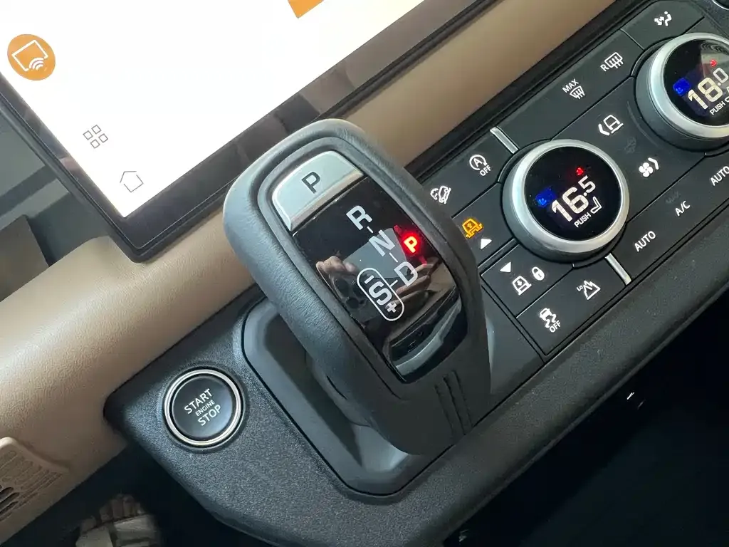 Land Rover Defender 2025 из CN, фото 3