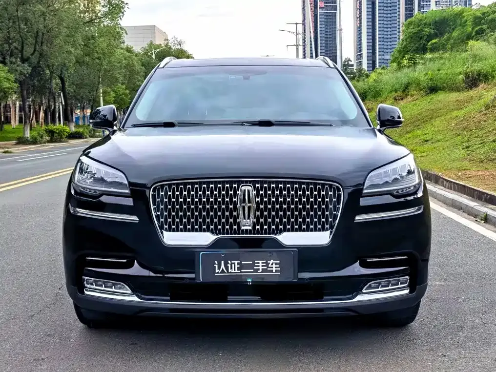 Lincoln Aviator — фото 4