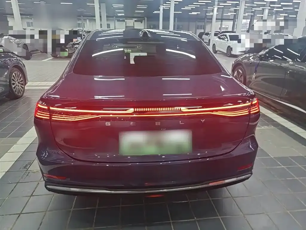 Geely Galaxy A7 — фото 10