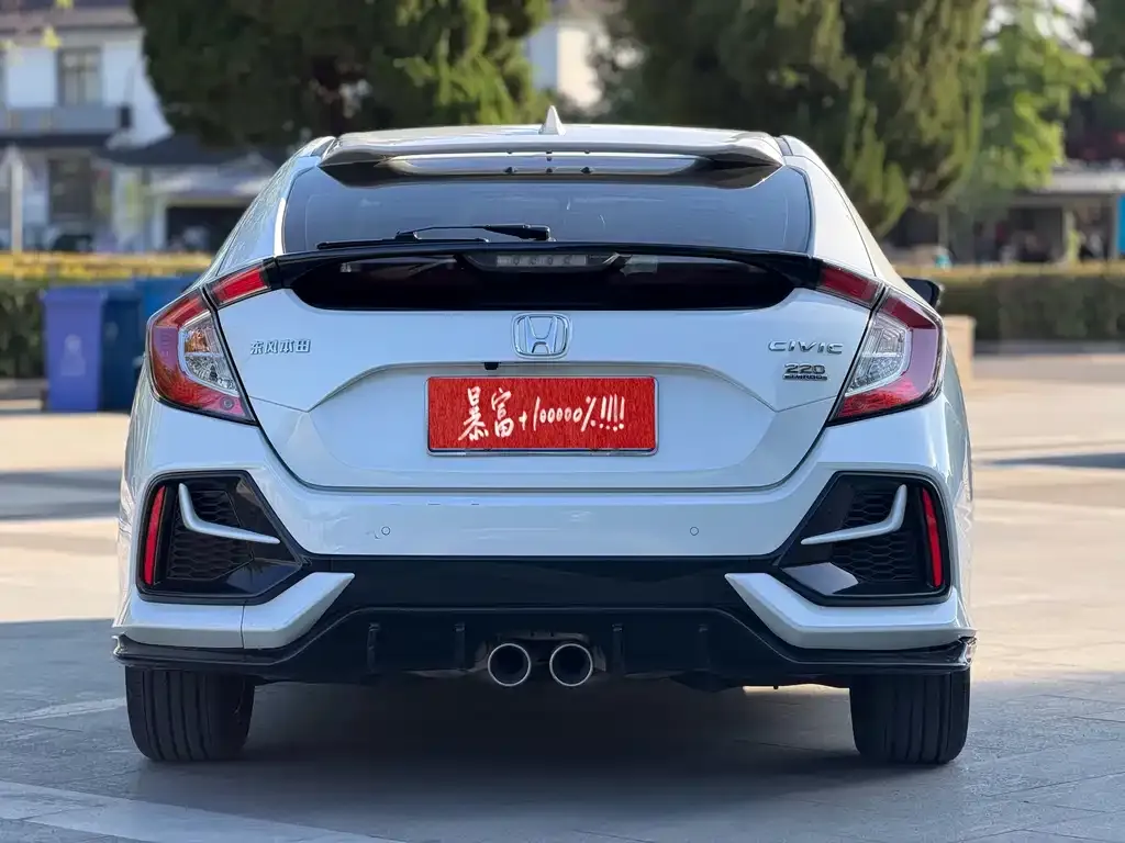 Honda Civic — фото 8