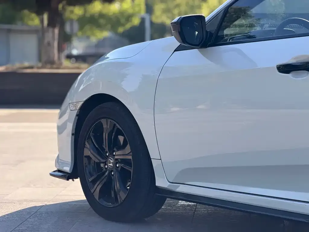 Honda Civic — фото 2