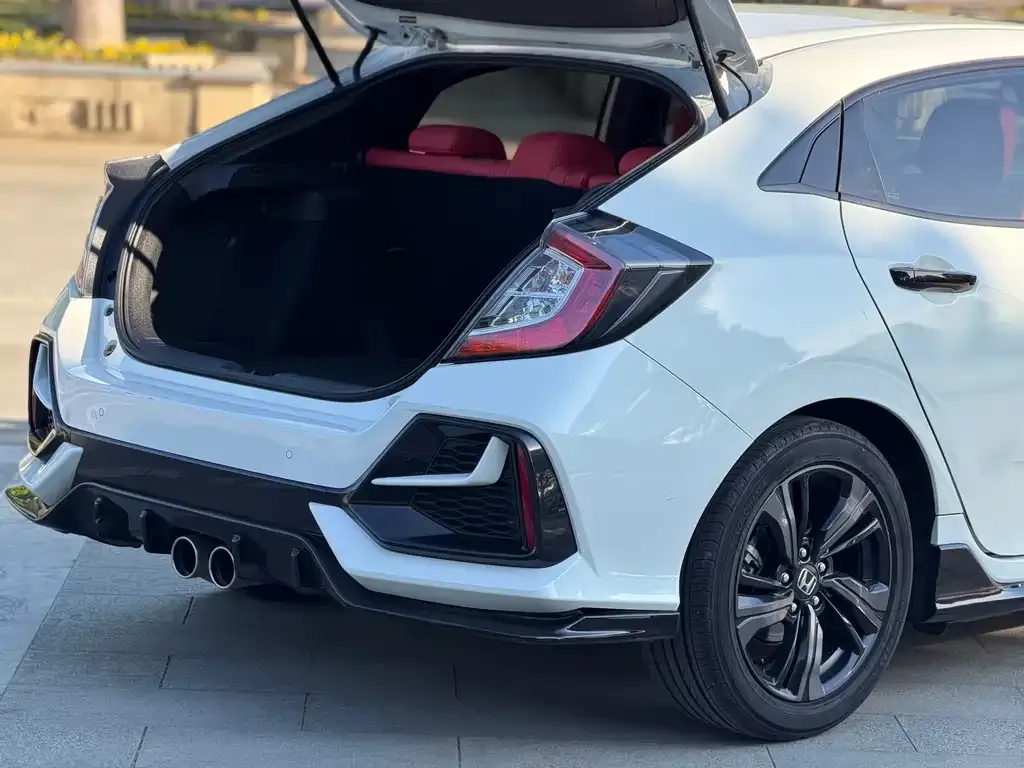 Honda Civic — фото 7
