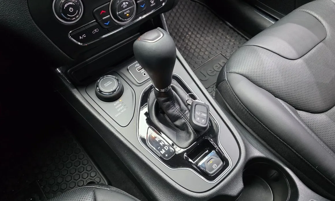 Jeep Cherokee 2021 из KR, фото 10