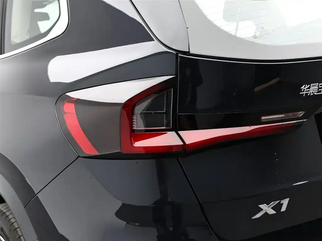 BMW X1 2025 из CN, фото 3