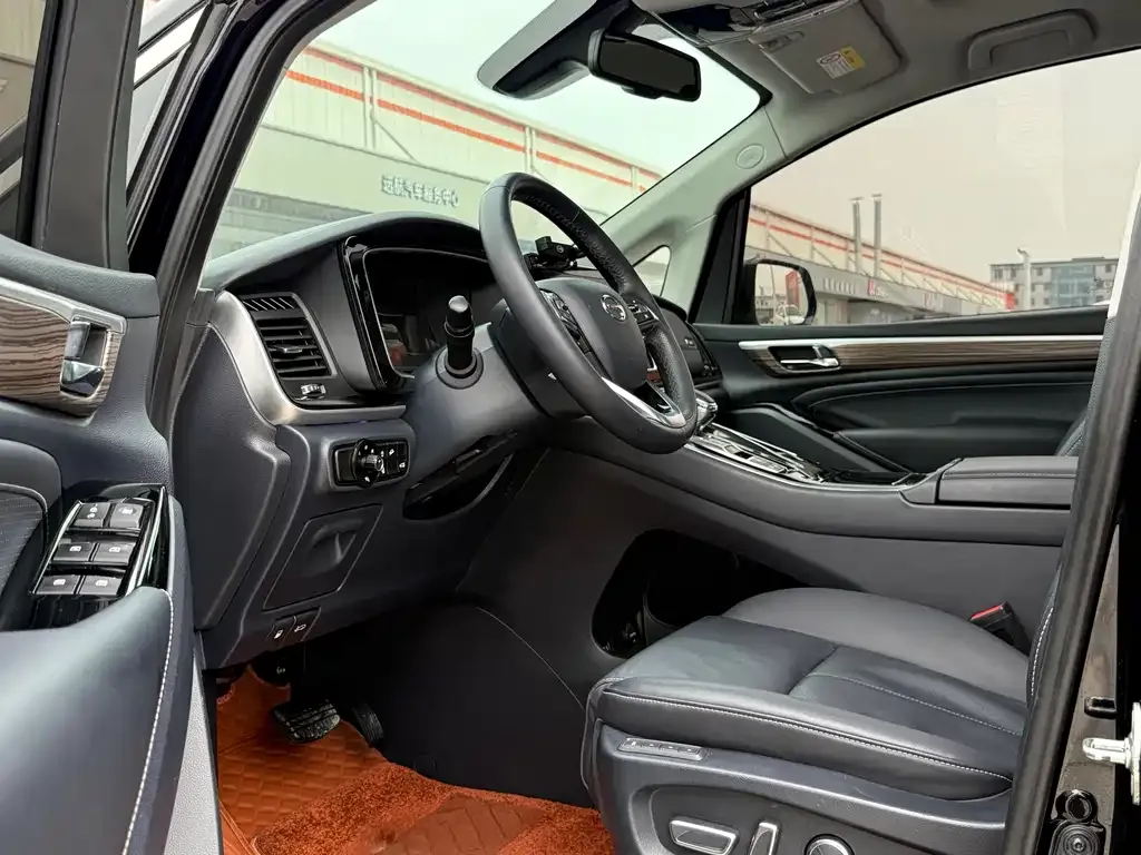GAC Motor Trumpchi M8 — фото 4