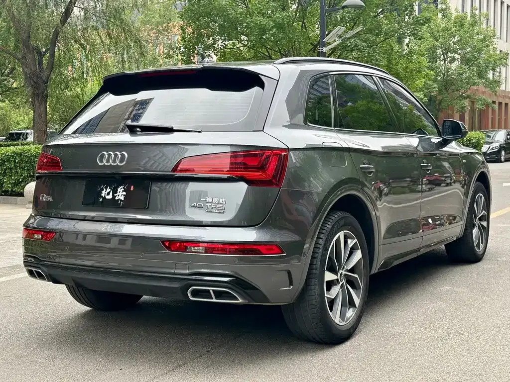 Audi Q5L 2022 из CN, фото 5