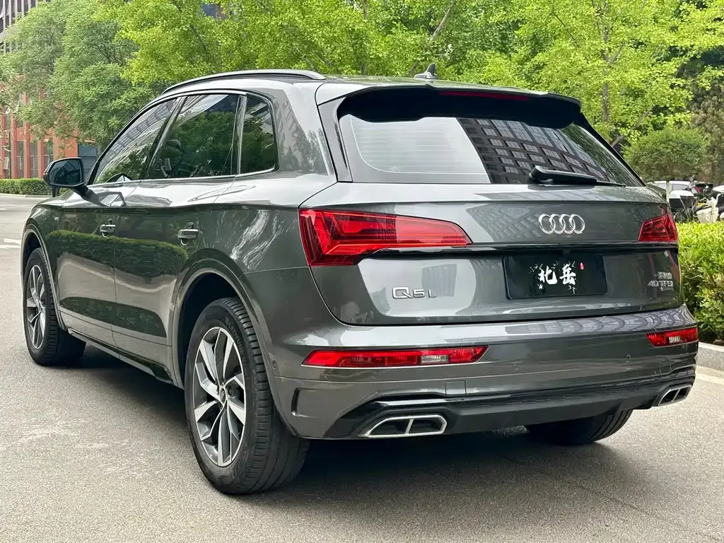 Audi Q5L 2022 из CN, фото 8