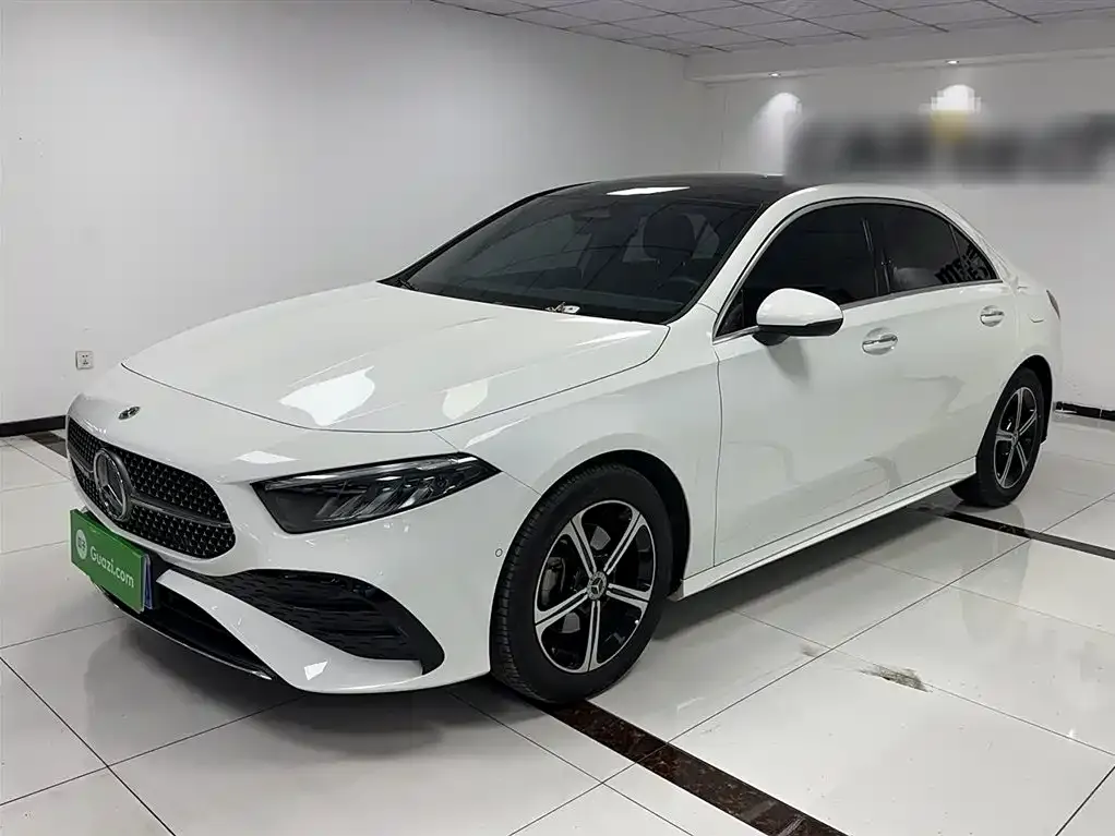 Mercedes-Benz A-Class 2024 из CN, фото 7