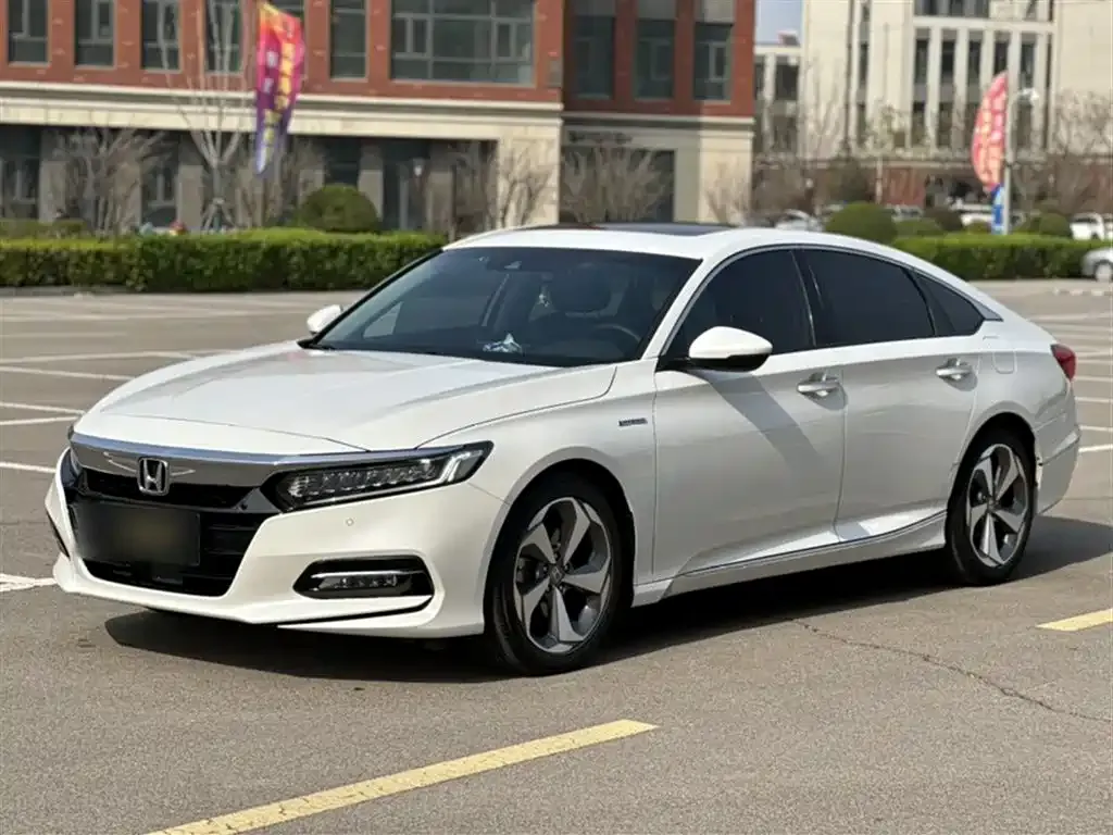 Honda Accord — фото 9