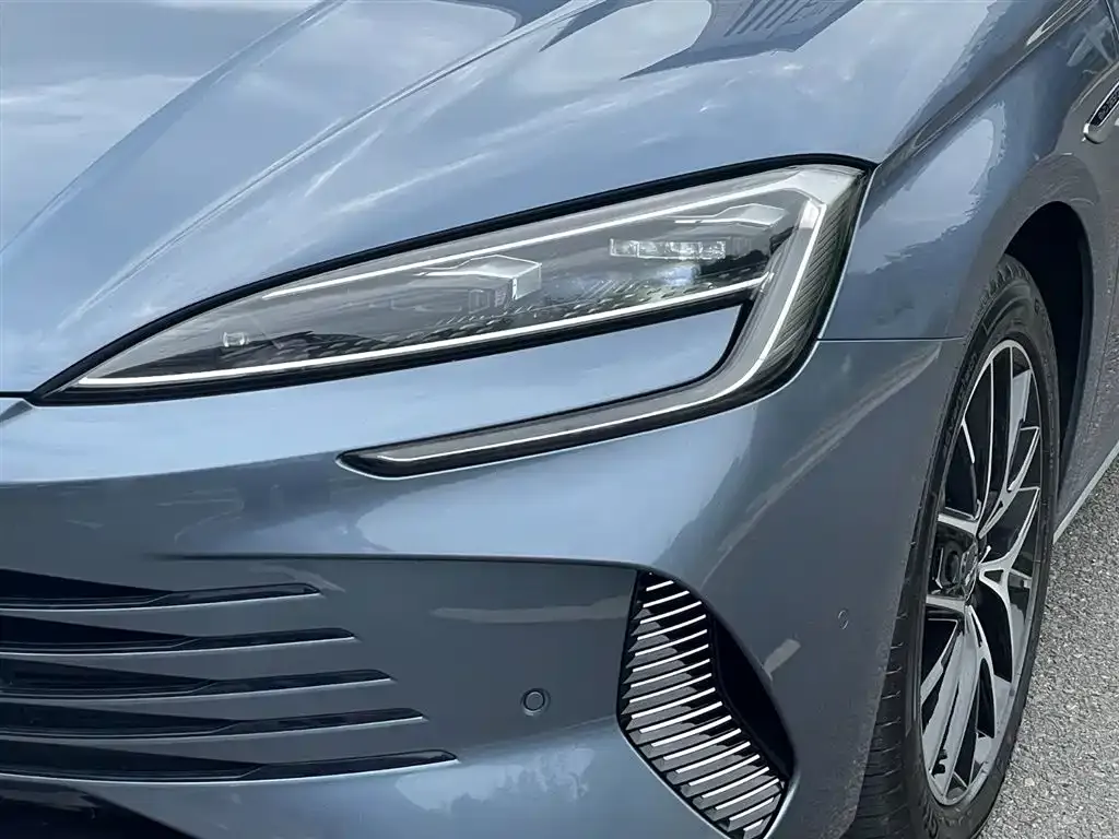 BYD Seal — фото 6