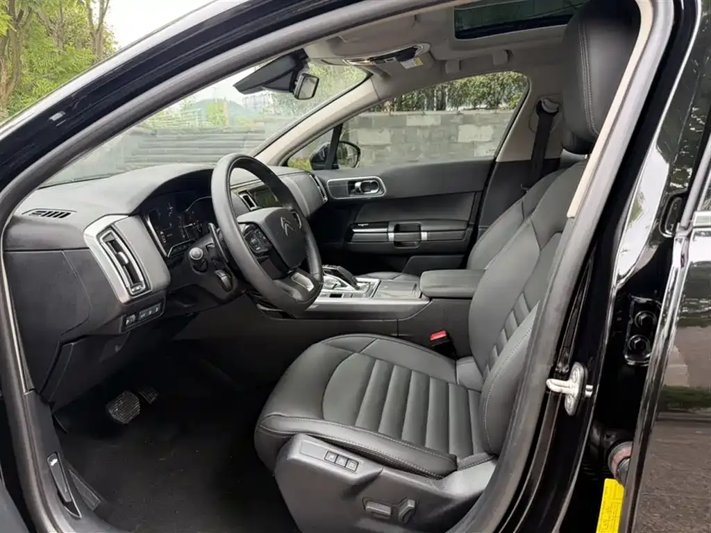 Citroen C6 2023 из CN, фото 3