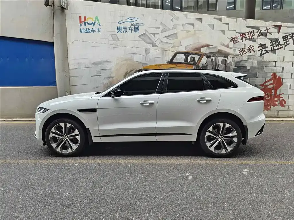 Jaguar F-PACE 2024 из CN, фото 3