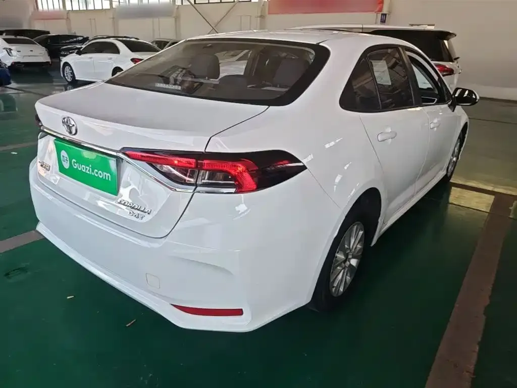 Toyota Corolla 2024 из CN, фото 2