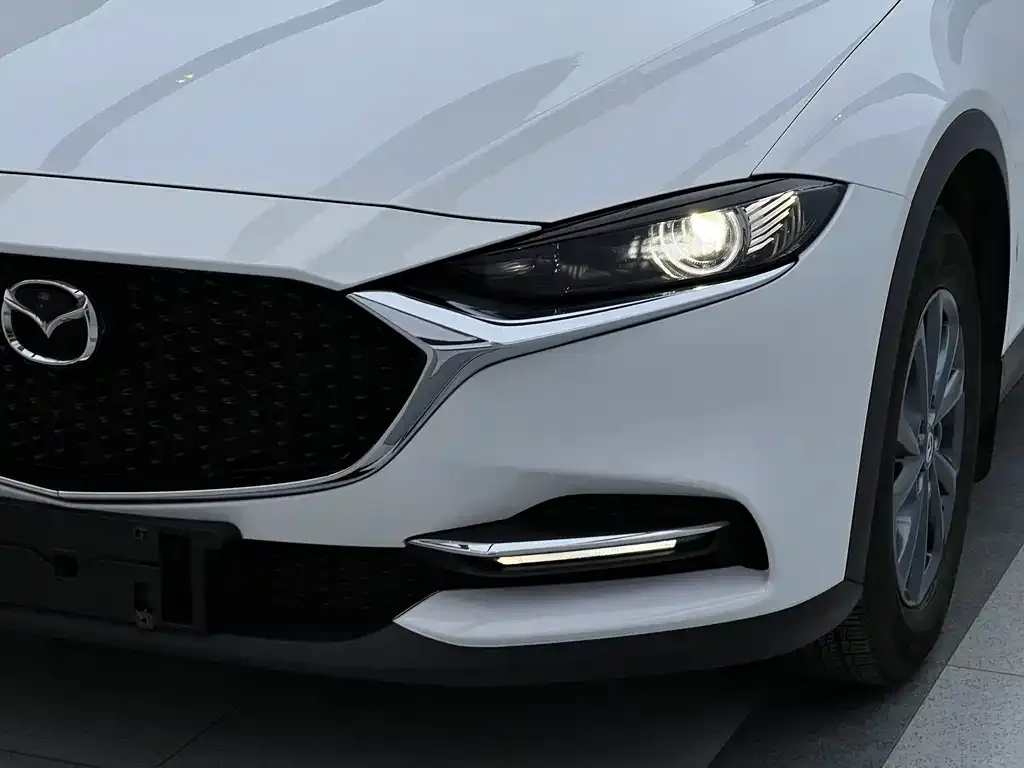 Mazda CX-4 — фото 7