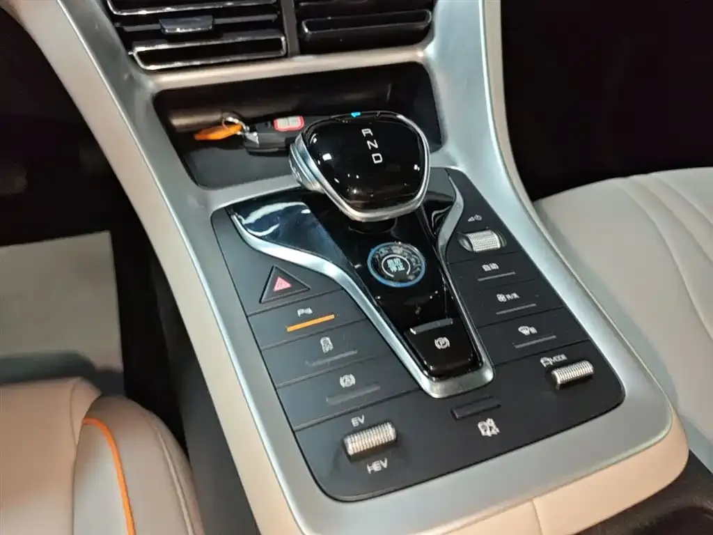 BYD Pro New Energy — фото 9