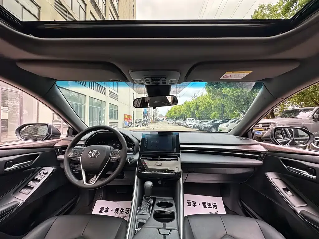 Toyota Avalon 2023 из CN, фото 7