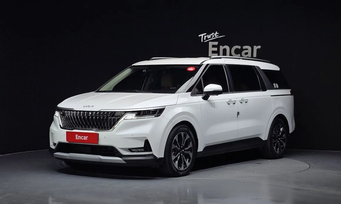 Kia Carnival 2023 из KR, фото 1