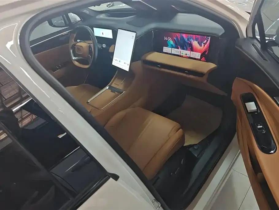 Geely Galaxy L7 — фото 10