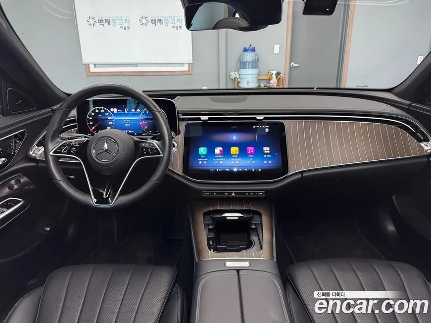 Mercedes-Benz E-Class 2024 из KR, фото 2