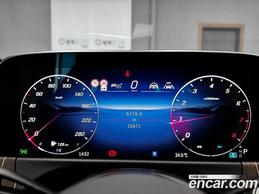 Mercedes-Benz E-Class 2024 из KR, фото 10