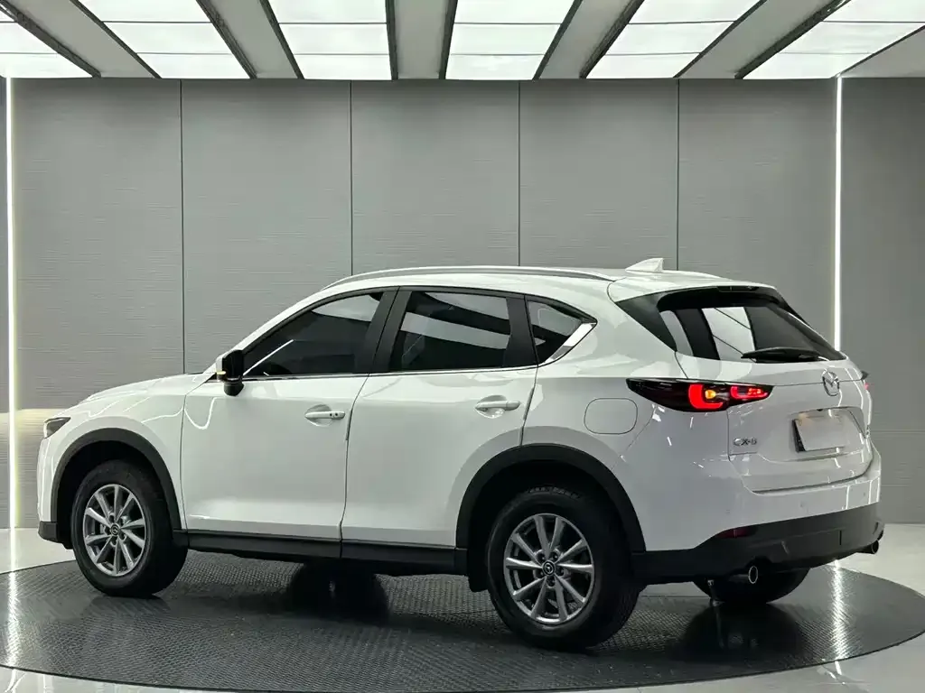 Mazda CX-5 2023 из CN, фото 8