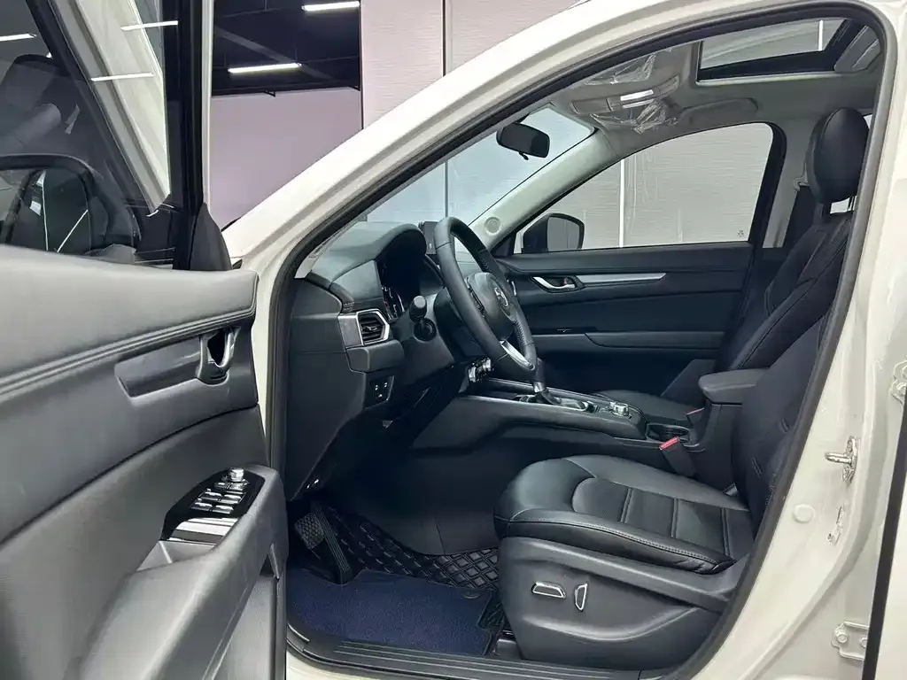 Mazda CX-5 2023 из CN, фото 5