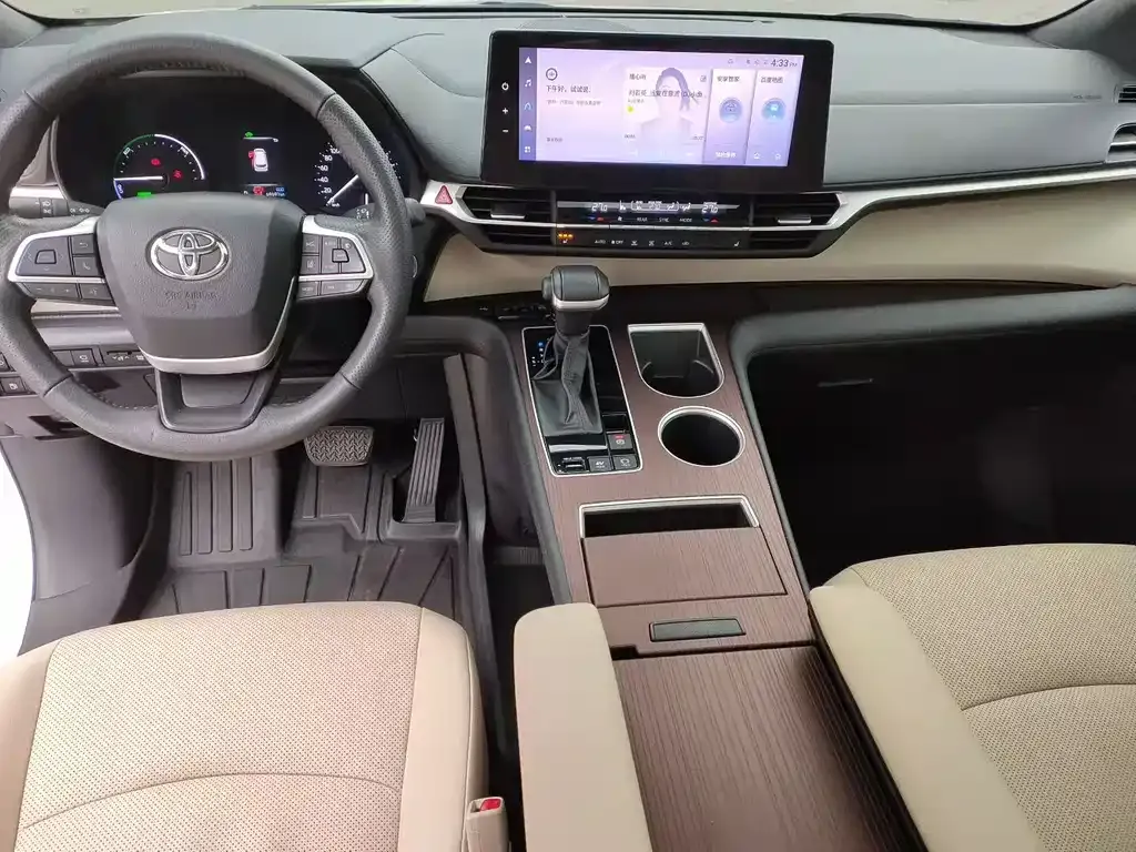 Toyota Granvia 2024 из CN, фото 9