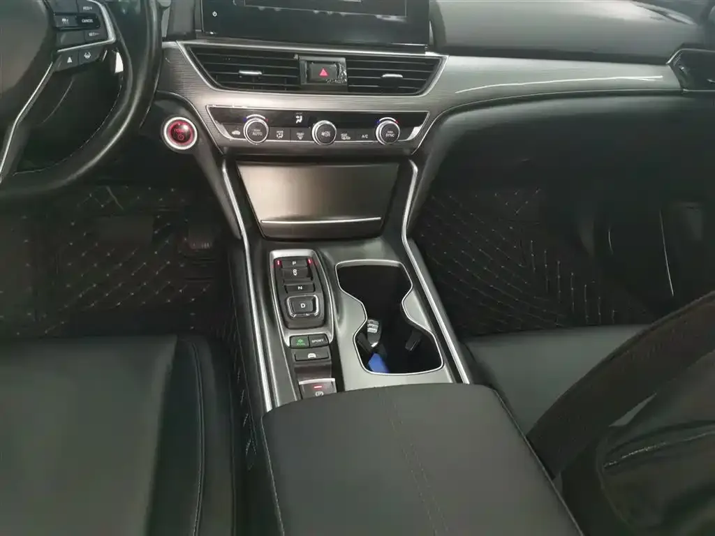 Honda Accord 2022 из CN, фото 2