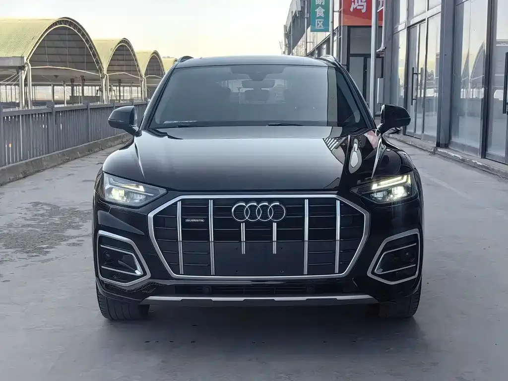 Audi Q5L — фото 2
