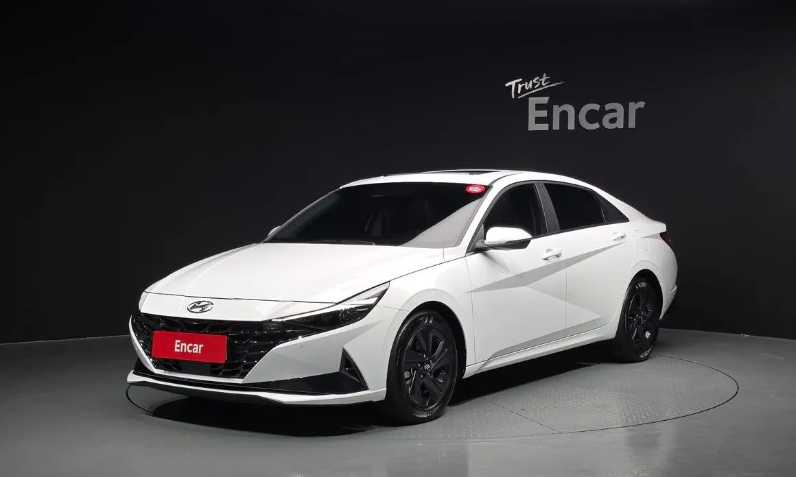 Hyundai AVANTE 2022 из KR, фото 1