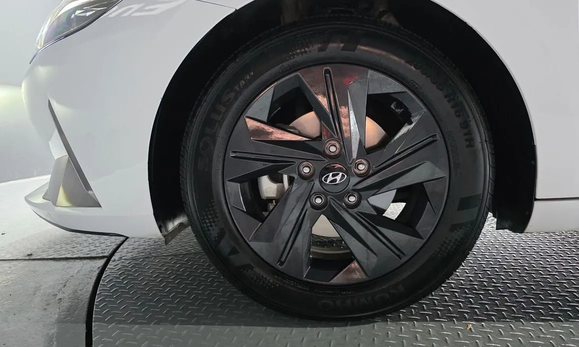 Hyundai AVANTE 2022 из KR, фото 10