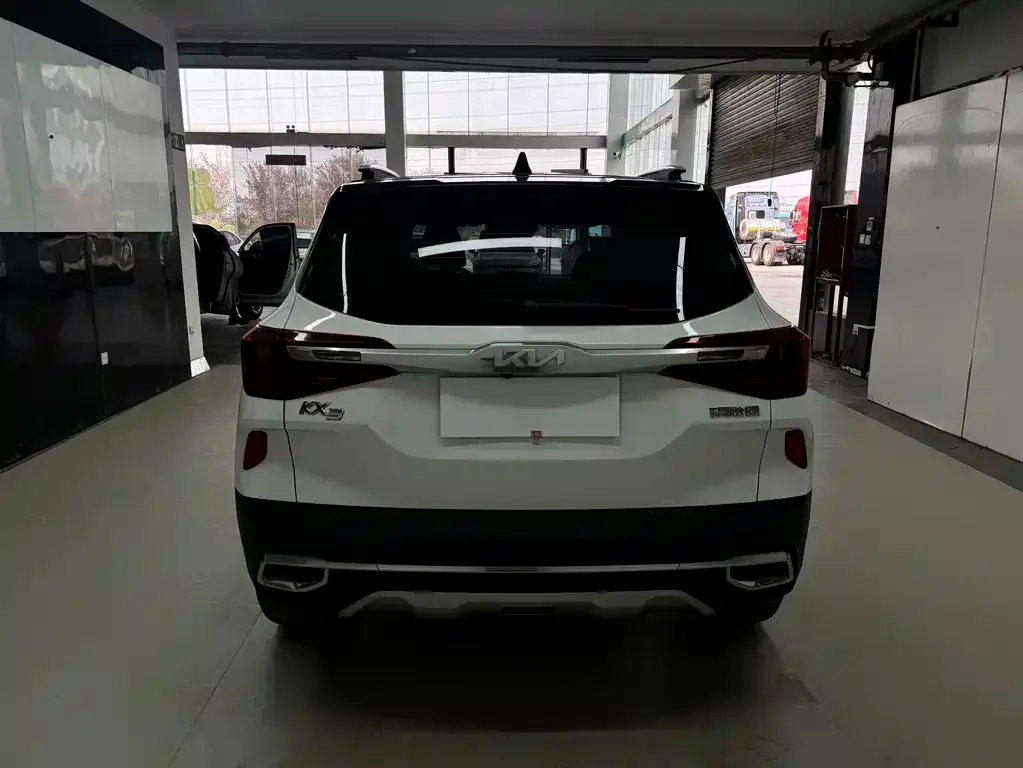 Kia KX3 2022 из CN, фото 3