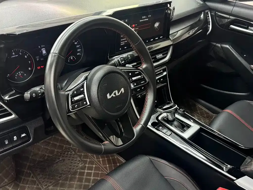 Kia KX3 2022 из CN, фото 6