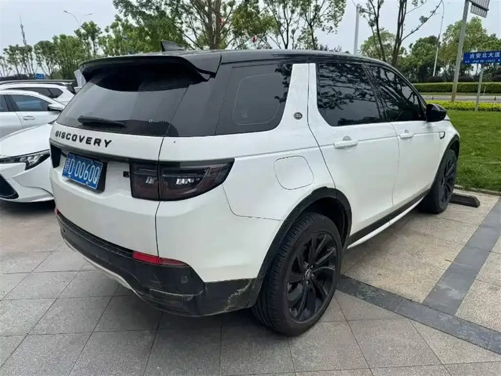 Land Rover Discovery Sport — фото 9