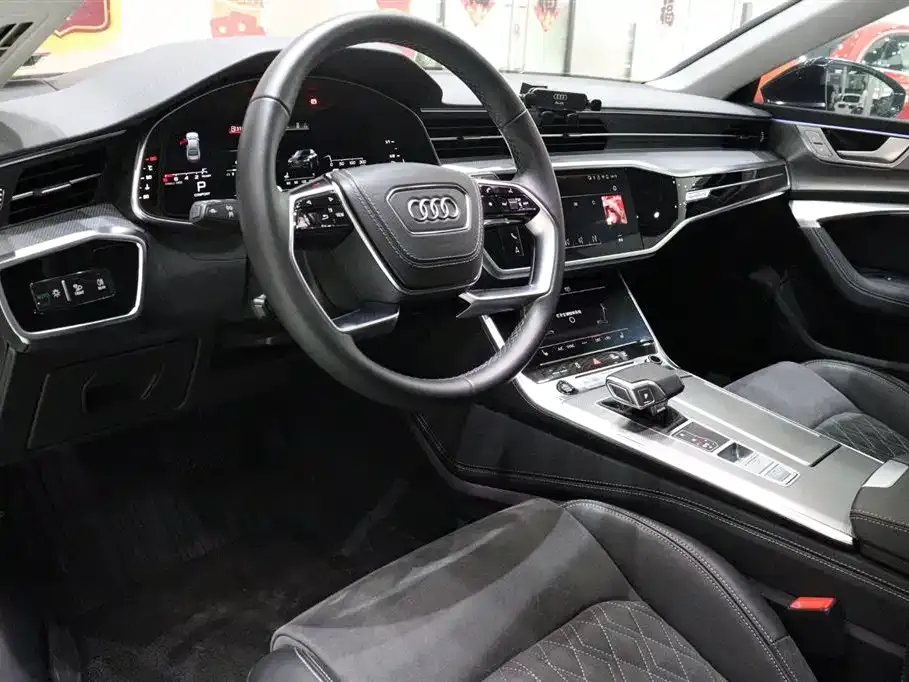 Audi A7L — фото 5