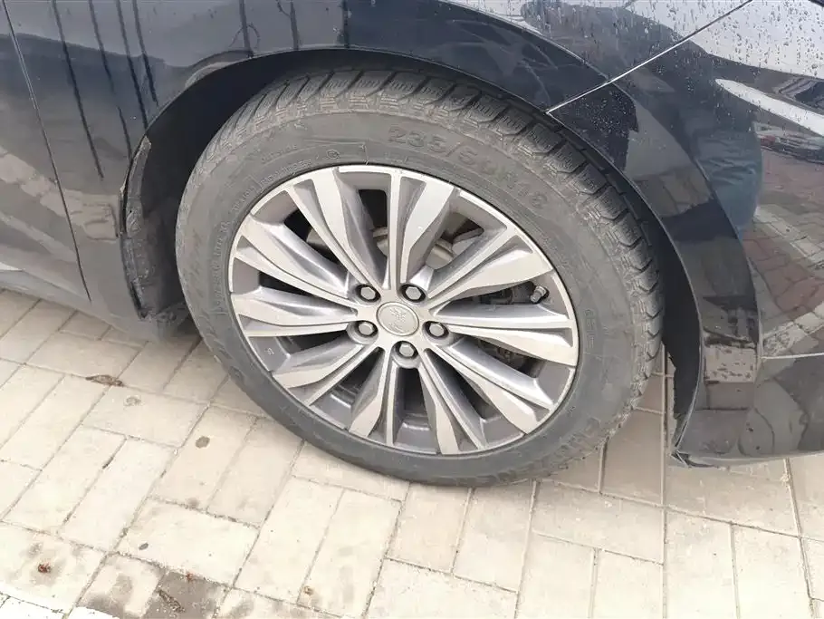 Hongqi E-QM5 2023 из CN, фото 2