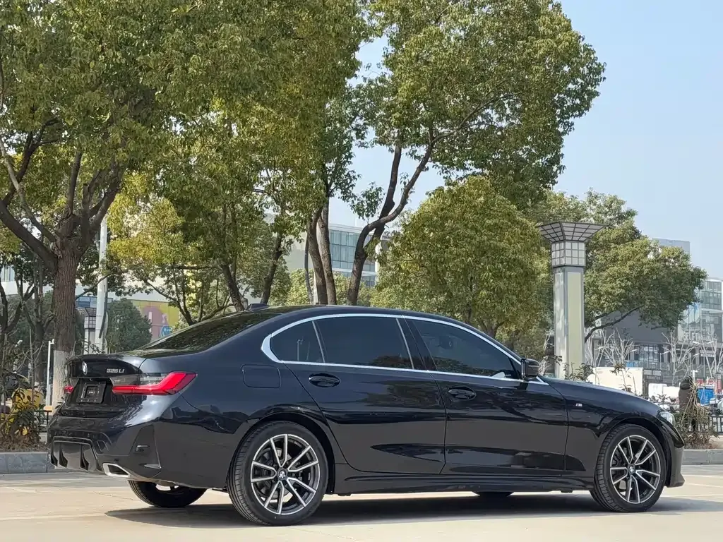 BMW 3 Series 2025 из CN, фото 10