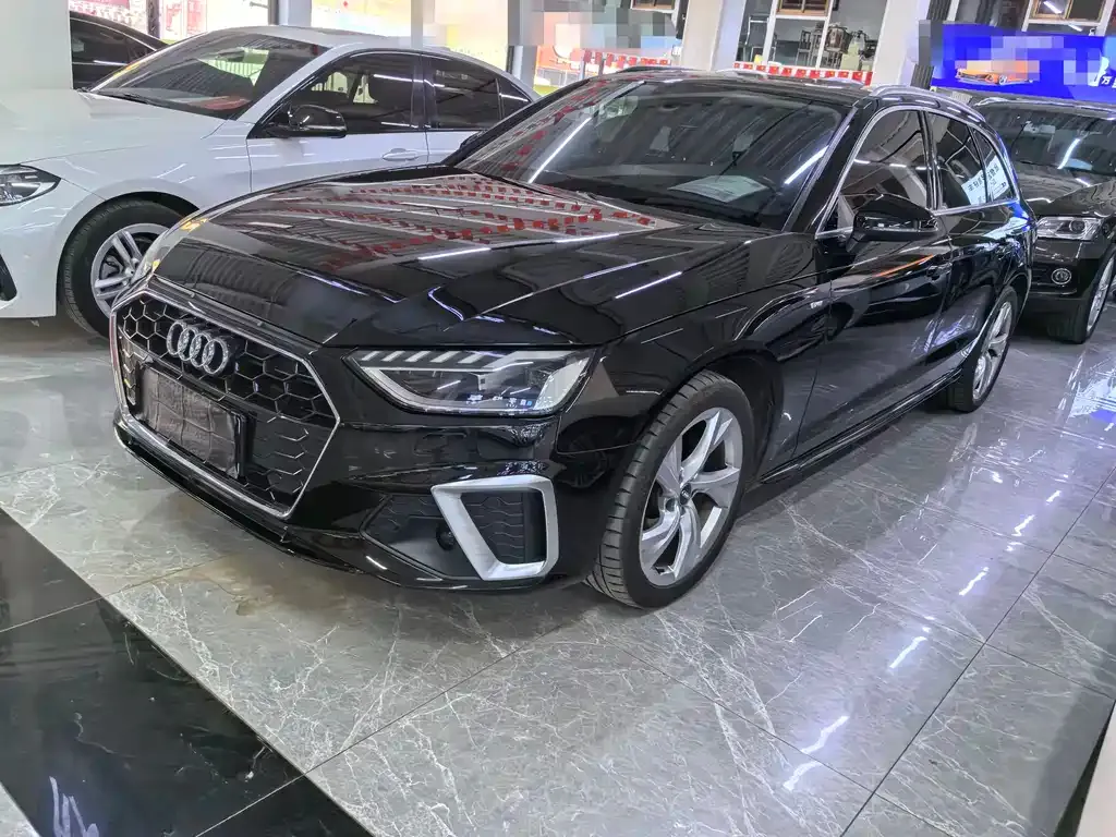 Audi A4 (Import)