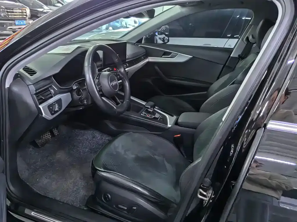 Audi A4 (Import) 2021 из CN, фото 3