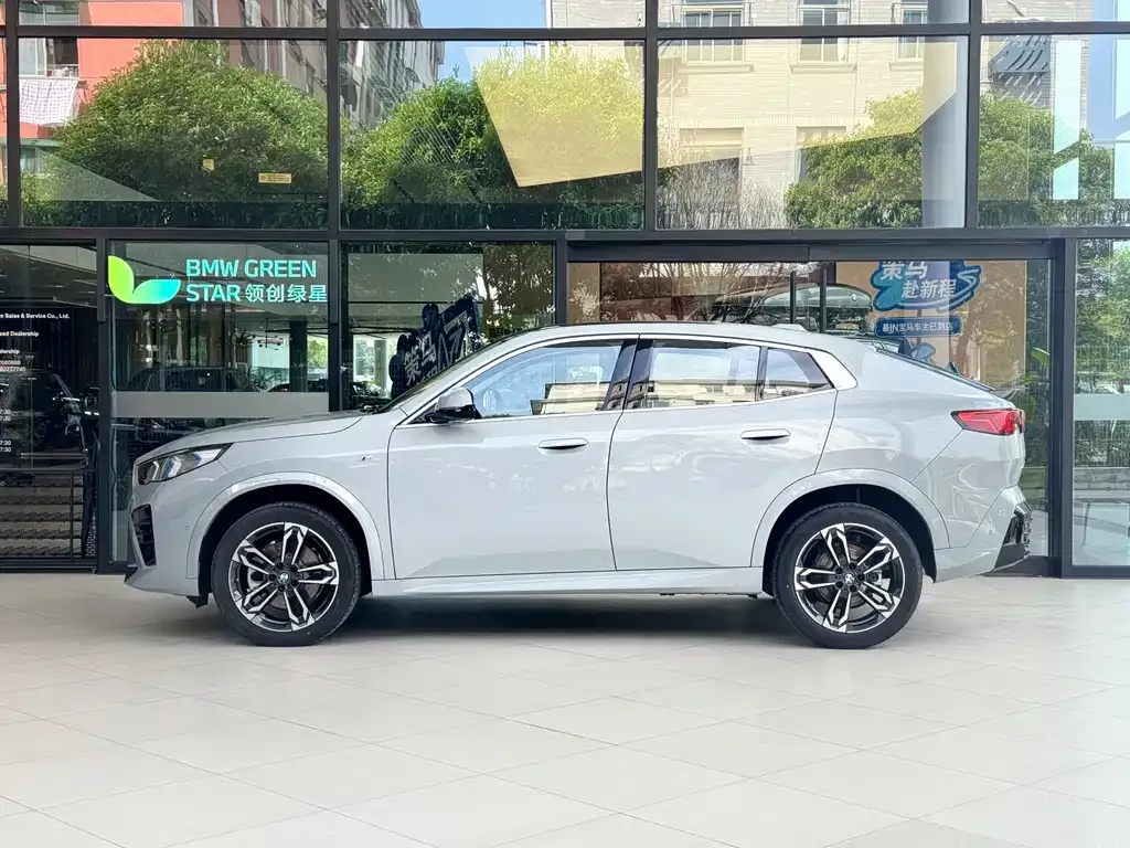 BMW X2 (Import) — фото 10