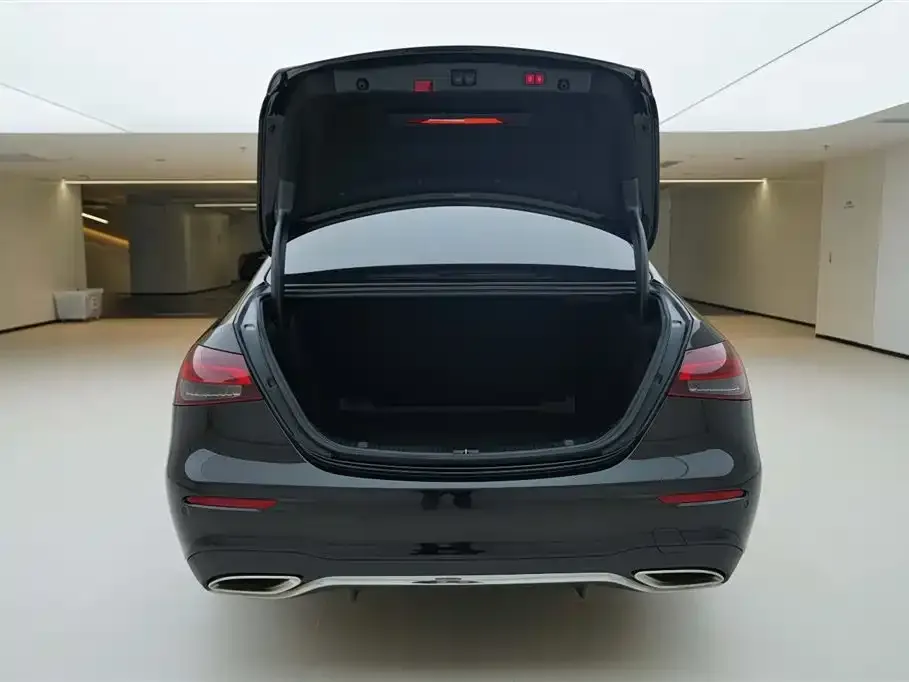 Mercedes-Benz E-Class 2021 из CN, фото 7