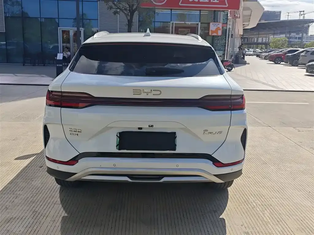 BYD PLUS New Energy — фото 4