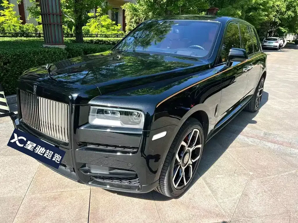Rolls-Royce Cullinan — фото 1