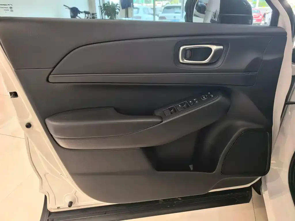 Honda Vezel 2023 из CN, фото 8
